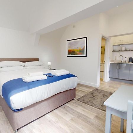Bicester Court Bagian luar foto